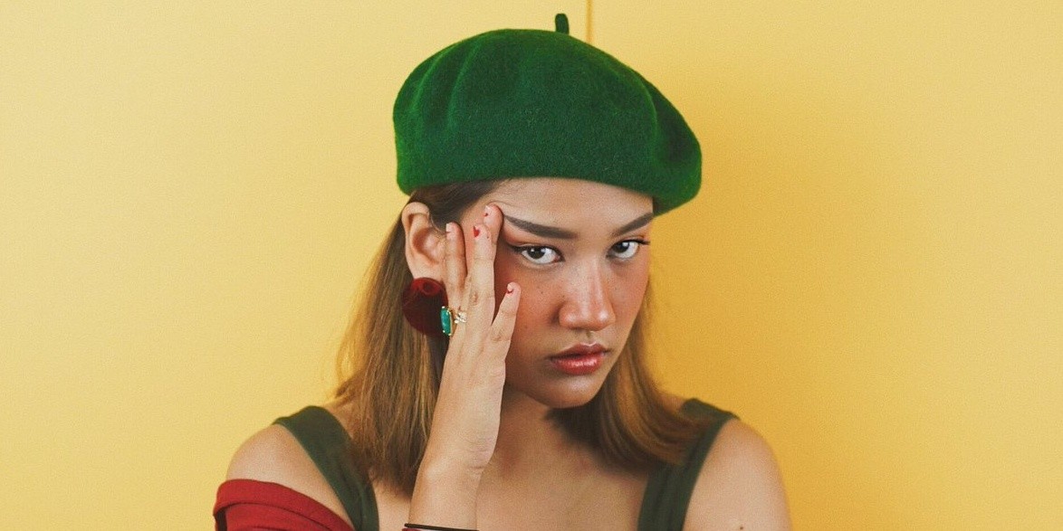 Introducing: Sad, groovy, or both? Malaysian singer-songwriter
